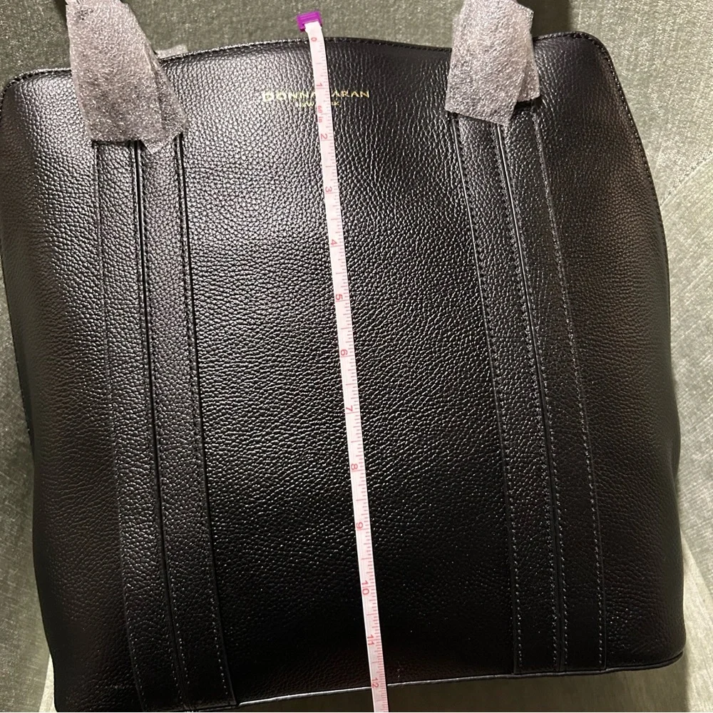 Donna Karan Black Structured Tote NEW WITH TAGS NWT - Picture 9 of 13